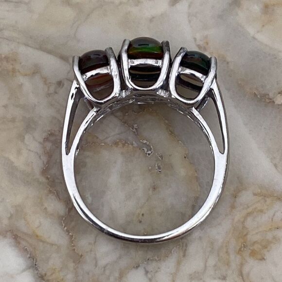 NEW 925 Sterling Silver Lab-Created Cabochon Opal Ring - Picture 7 of 10